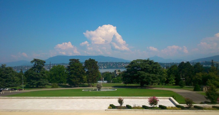 Blick vom Gebäude der United Nations auf den Genfer See (Foto: Stefan Kloth)